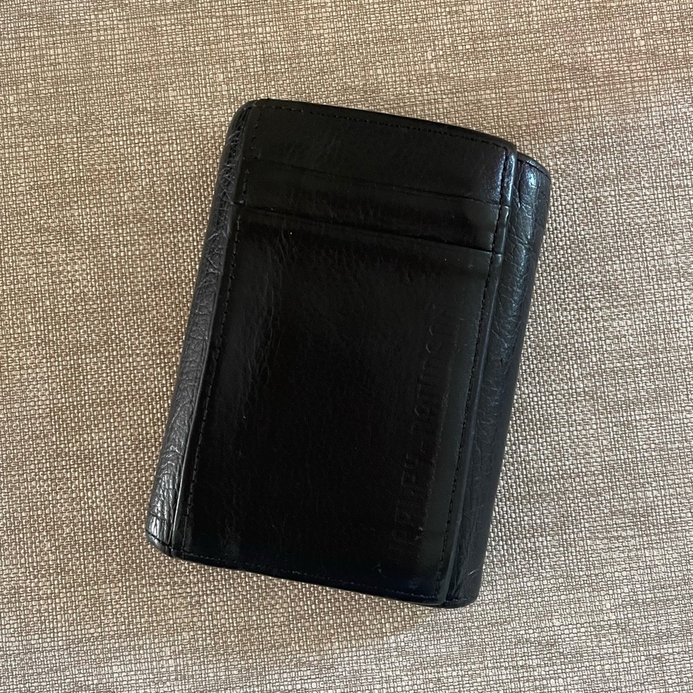 Harley-Davidson Trifold Wallet - Picture 2 of 14